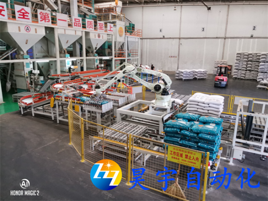 企業(yè)選擇全自動碼垛機(jī)的理由是什么？